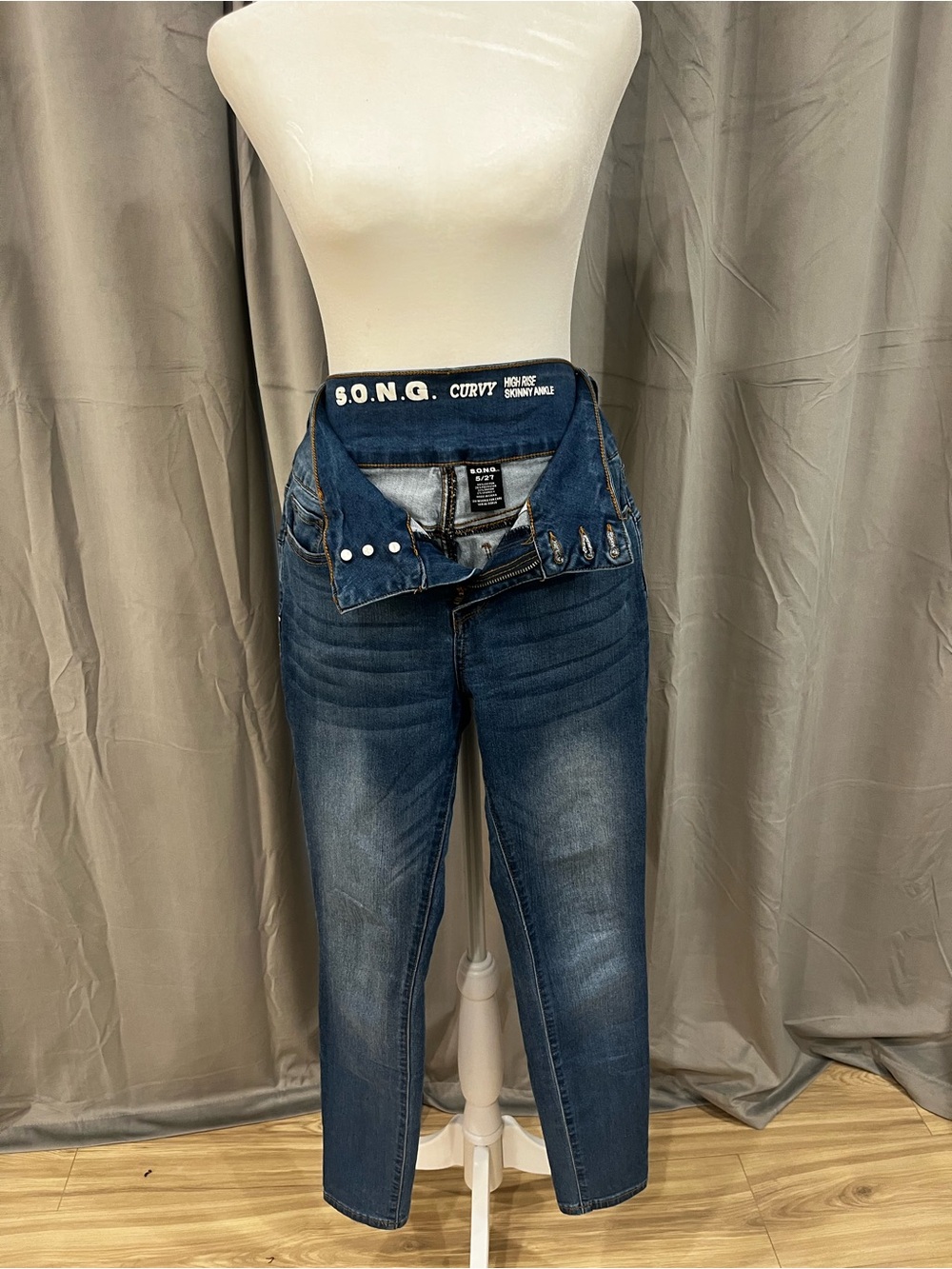 S.O.N.G. Curvy High Rise Skinny Ankle Jeans | Triple Button